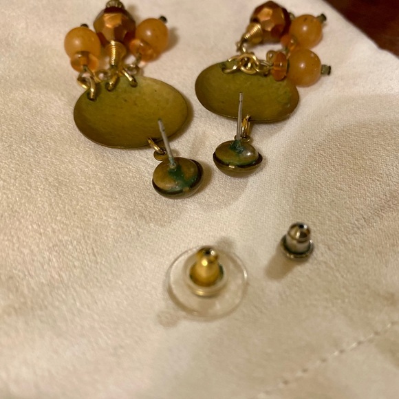 π€ Rustic Bronze Dangly Earrings - Picture 4 of 4